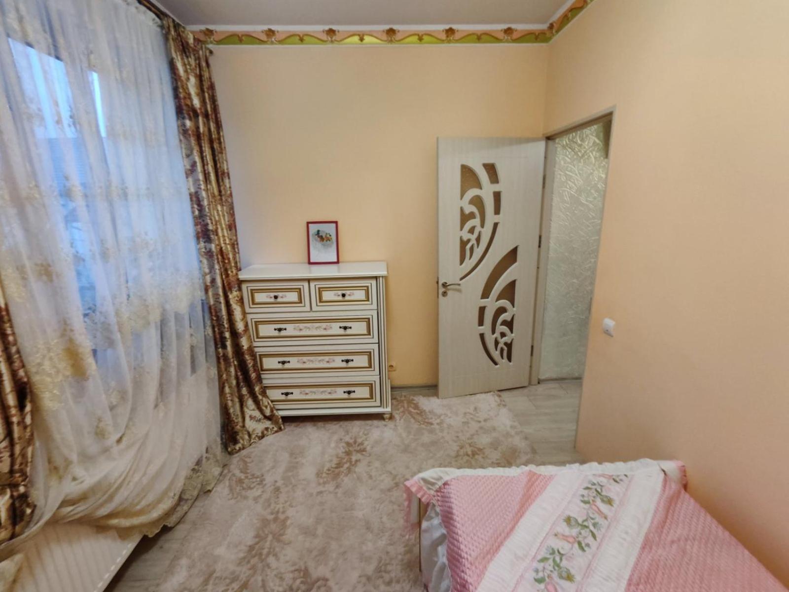 Gold Rose Apartament Chisinau Exterior photo